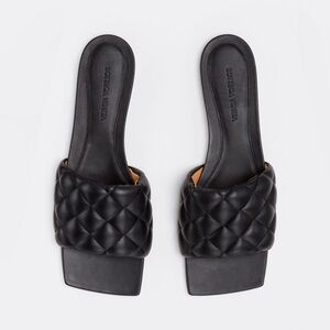 Bottega Veneta Padded flat sandal